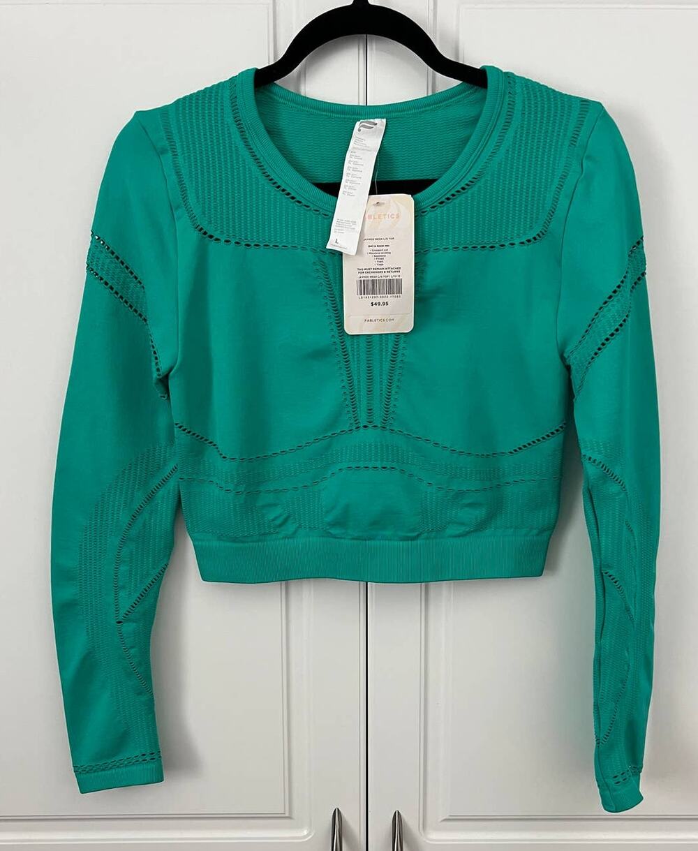 Fabletics Jaymee Mesh Aqua Green Long Sleeve Cropped Workout Top Size L NWT